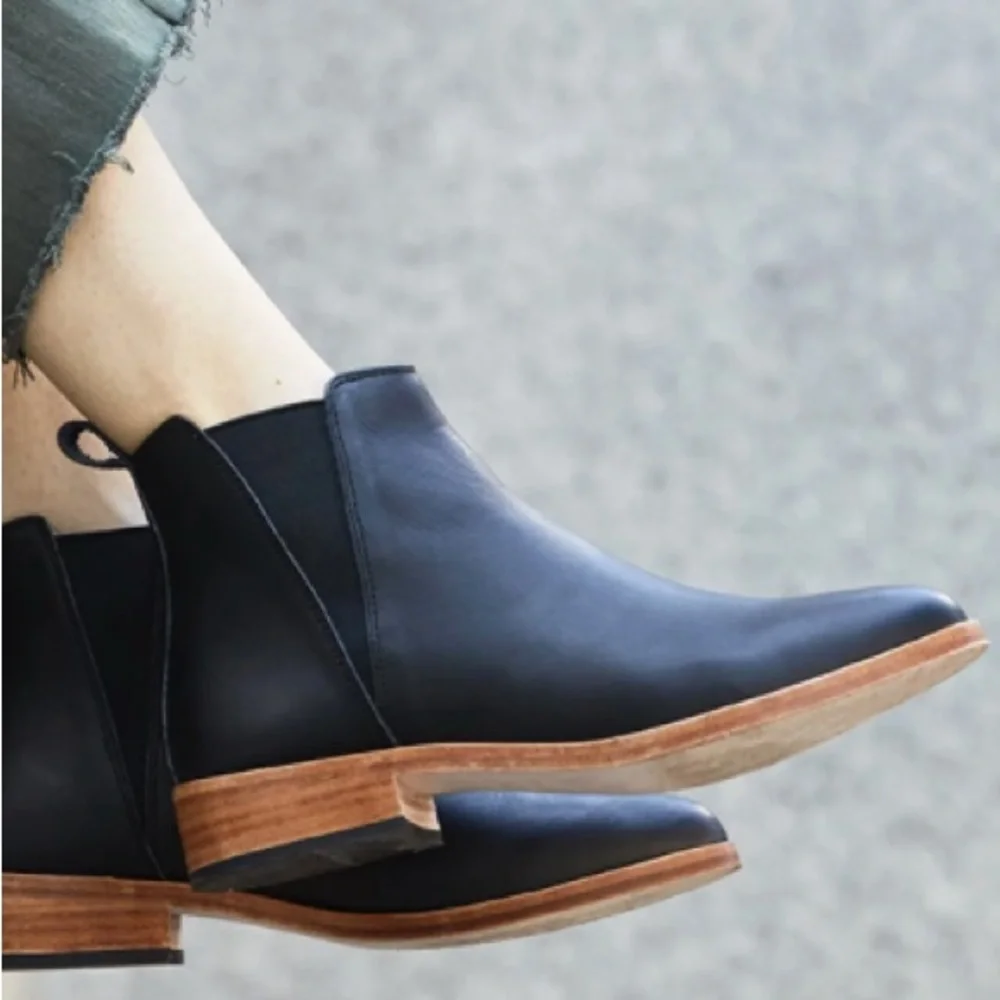 New‎ no box  Nisolo x Anthropologie Eva Everyday  Chelsea boots in black